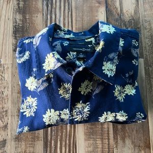 Treasure bond short sleeve navy / yellow floral print casual shirt size medium
